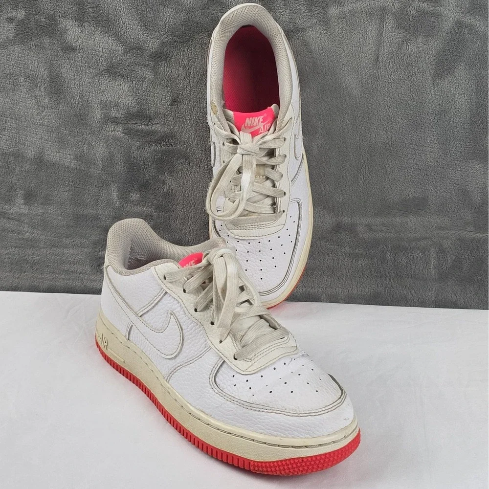 Nike Air Force 1 AO2298-101 Size 5.5Y White Hot Pink Soles 2018